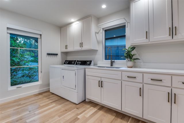 7239 S Janmar Court, Dallas, TX 75230