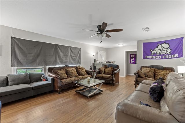 4016 Acacia Street, Fort Worth, TX 76109