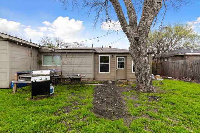 4016 Acacia Street, Fort Worth, TX 76109