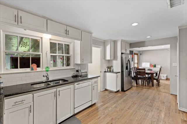 4016 Acacia Street, Fort Worth, TX 76109