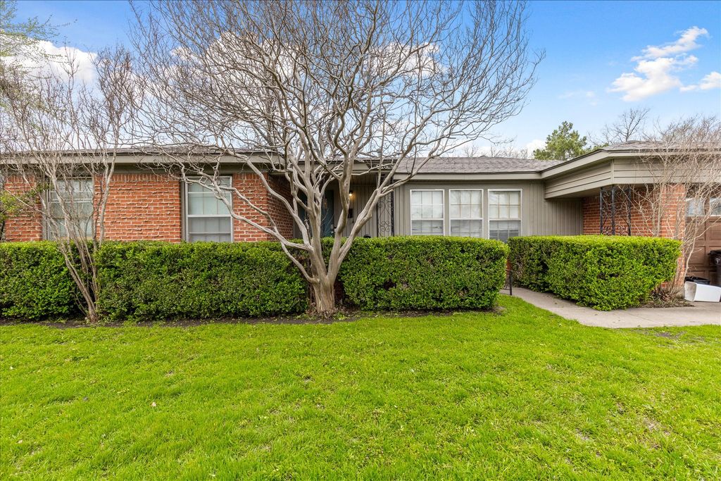 4016 Acacia Street, Fort Worth, TX 76109