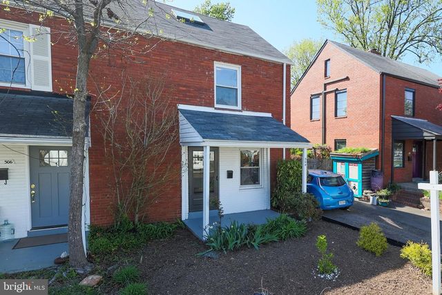 304 S VEITCH ST, Arlington, VA 22204