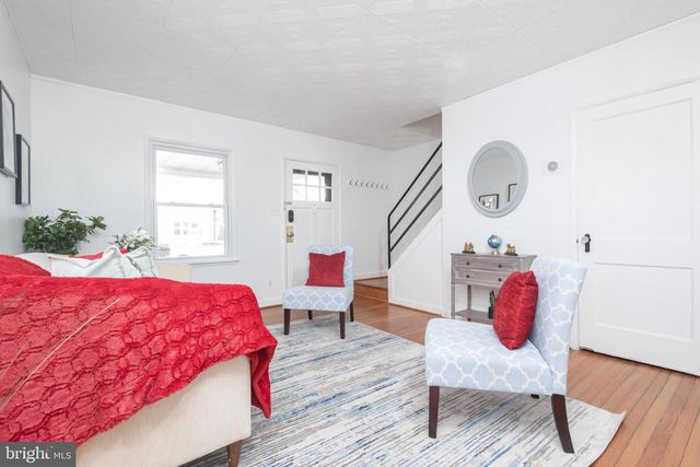 304 S VEITCH ST, Arlington, VA 22204