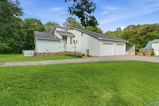 130 Preston Cove Road, Scottsboro, AL 35769