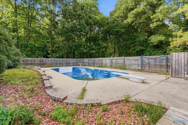130 Preston Cove Road, Scottsboro, AL 35769