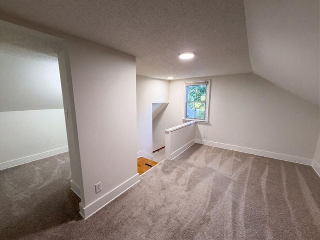 305 Arlington Avenue W, Saint Paul, MN 55117