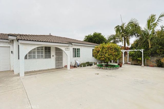 14671 Hunter Ln, Midway City, CA 92655