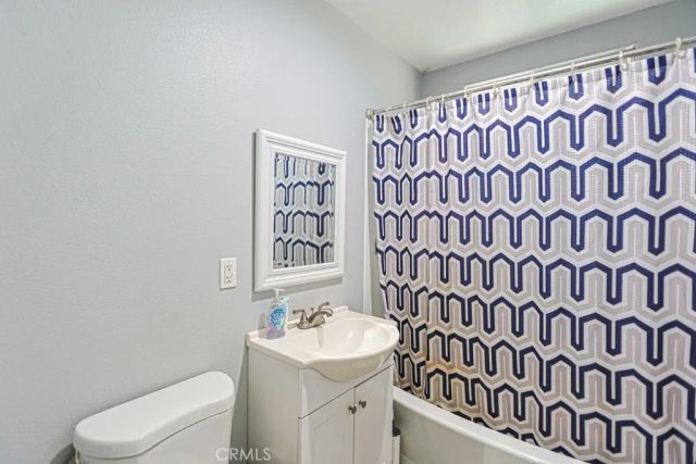 14671 Hunter Ln, Midway City, CA 92655