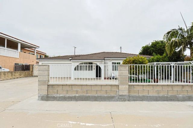 14671 Hunter Ln, Midway City, CA 92655
