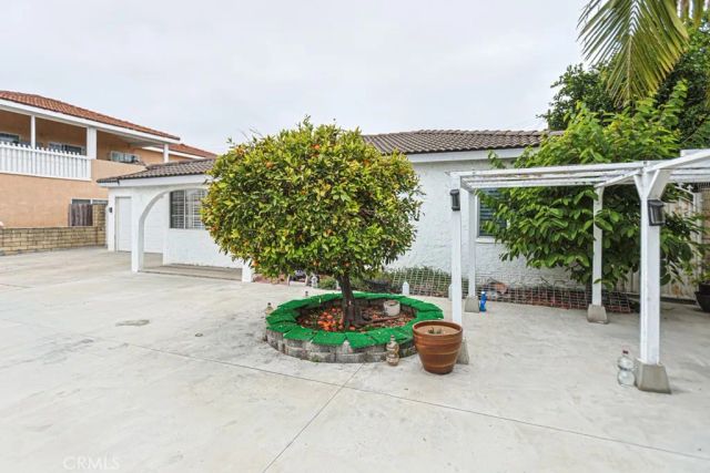 14671 Hunter Ln, Midway City, CA 92655