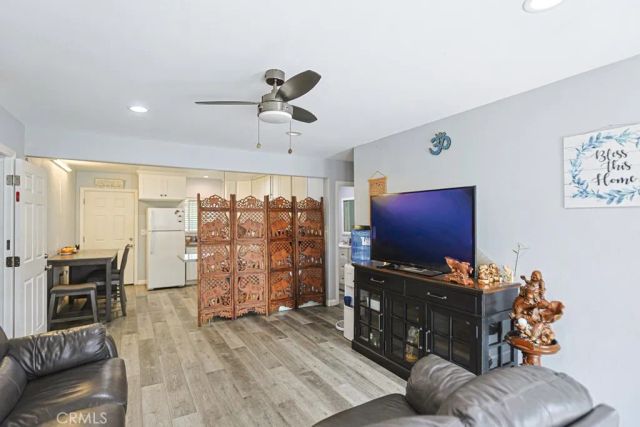14671 Hunter Ln, Midway City, CA 92655