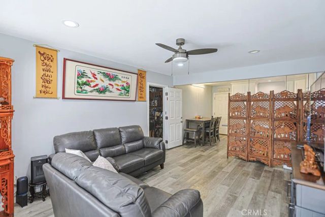 14671 Hunter Ln, Midway City, CA 92655