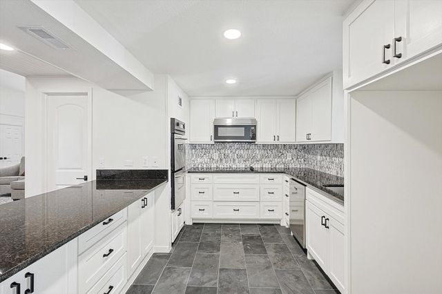 2713 Mcpherson Lane, Flower Mound, TX 75022