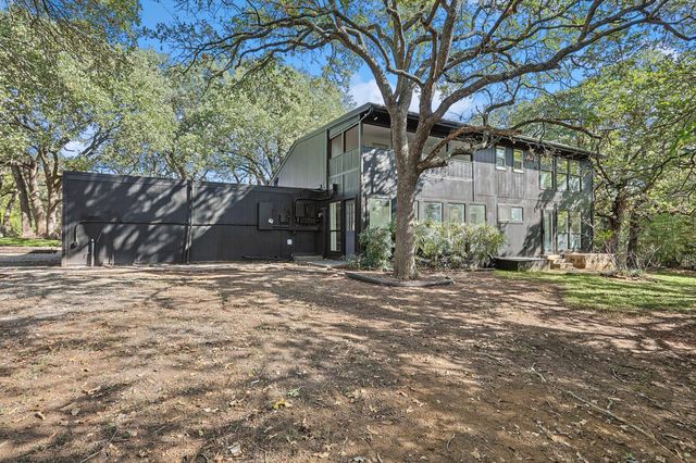 2713 Mcpherson Lane, Flower Mound, TX 75022