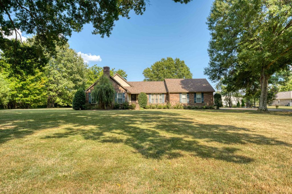 8020 ROSEMARK RD, Millington, TN 38053