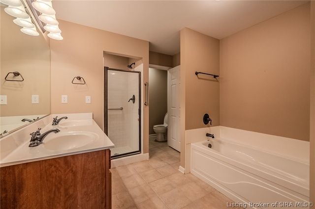 649 Kingsbury Court, Clarksville, IN 47129