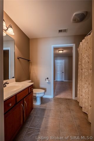649 Kingsbury Court, Clarksville, IN 47129