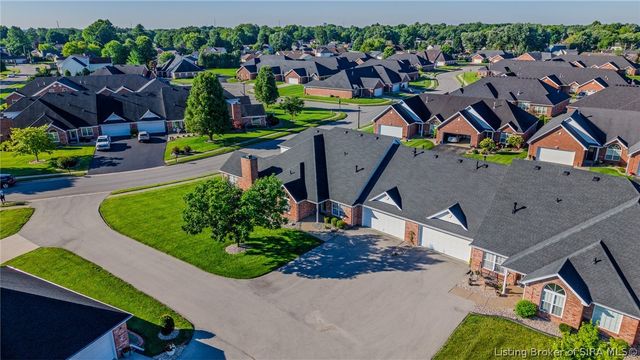 649 Kingsbury Court, Clarksville, IN 47129