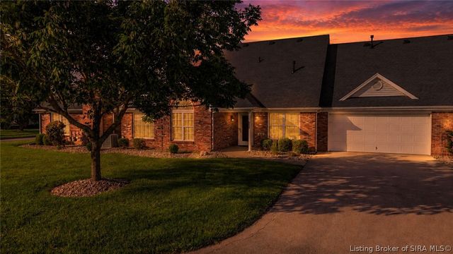 649 Kingsbury Court, Clarksville, IN 47129
