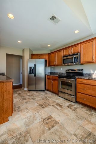 649 Kingsbury Court, Clarksville, IN 47129