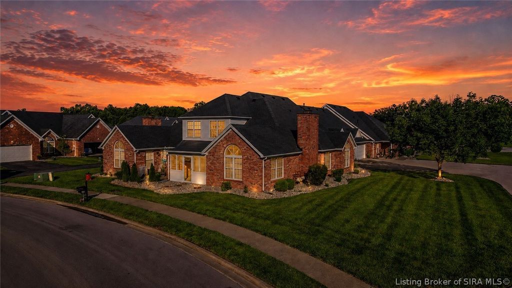 649 Kingsbury Court, Clarksville, IN 47129