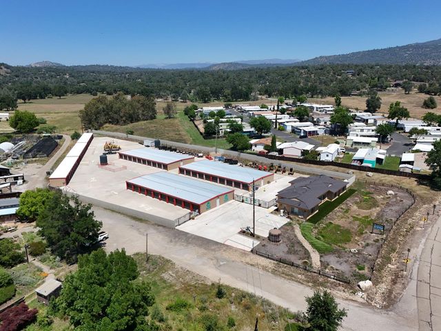 30455 Auberry Road, Prather, CA 93651