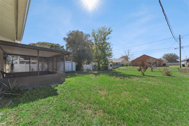 206 MONTANA AVENUE, St Cloud, FL 34769