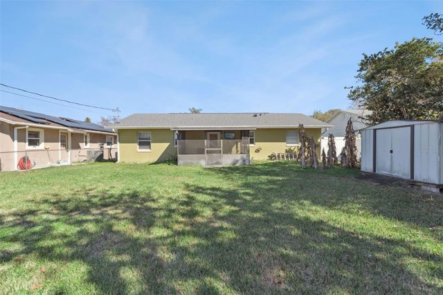 206 MONTANA AVENUE, St Cloud, FL 34769