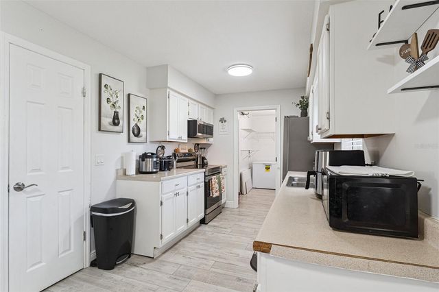 206 MONTANA AVENUE, St Cloud, FL 34769