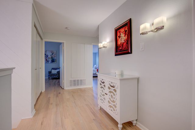 6840 E Northwest Highway, Dallas, TX 75231
