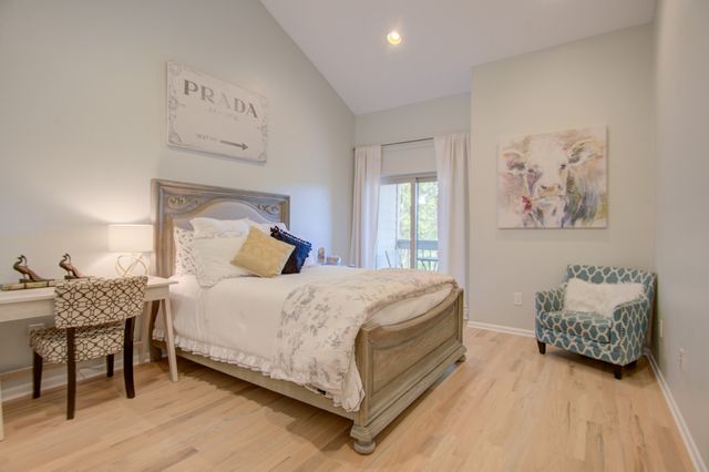 6840 E Northwest Highway, Dallas, TX 75231
