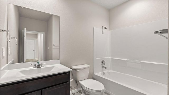 4 El Nido Court SW, Los Lunas, NM 87031