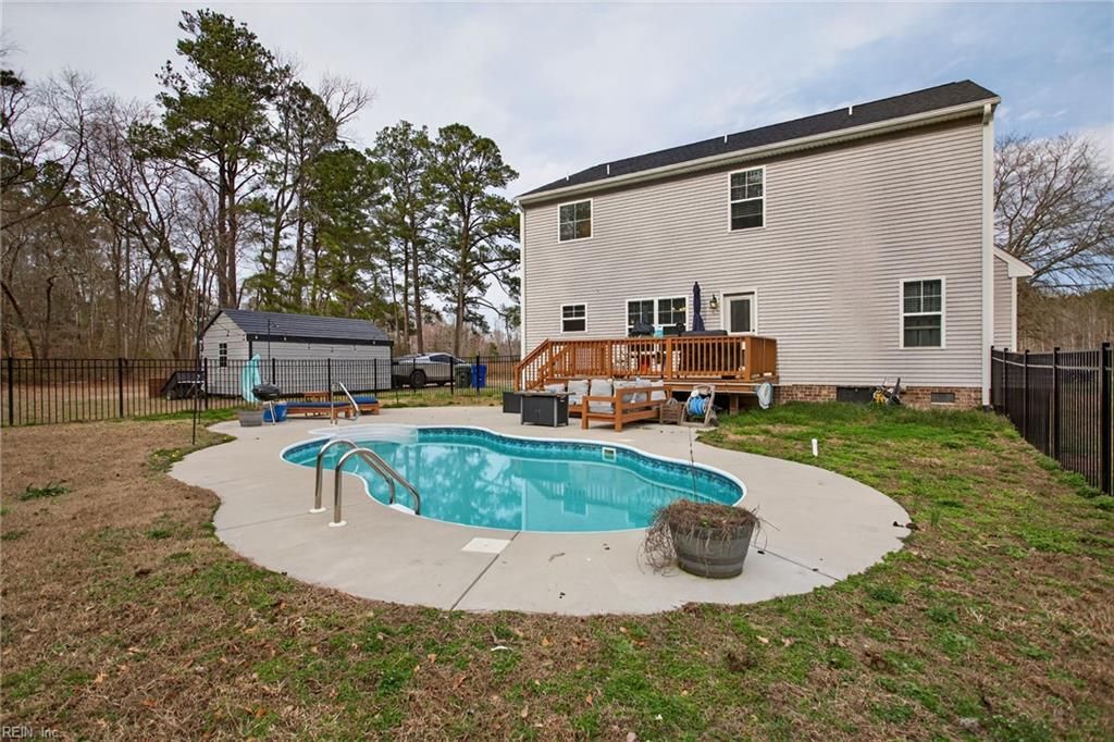 6501 Leafwood RD, Suffolk, VA 23437