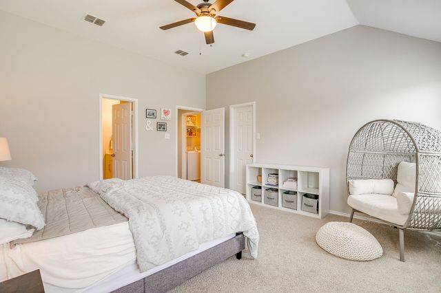 1124 Mourning Dove Drive, Burleson, TX 76028