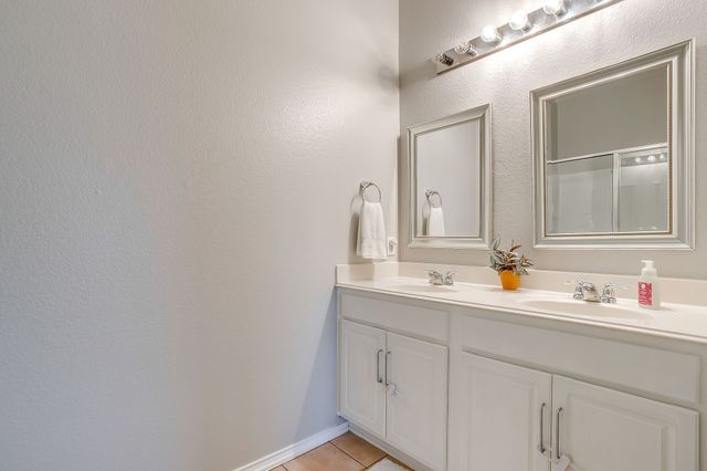1124 Mourning Dove Drive, Burleson, TX 76028