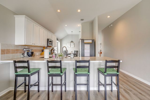 1124 Mourning Dove Drive, Burleson, TX 76028