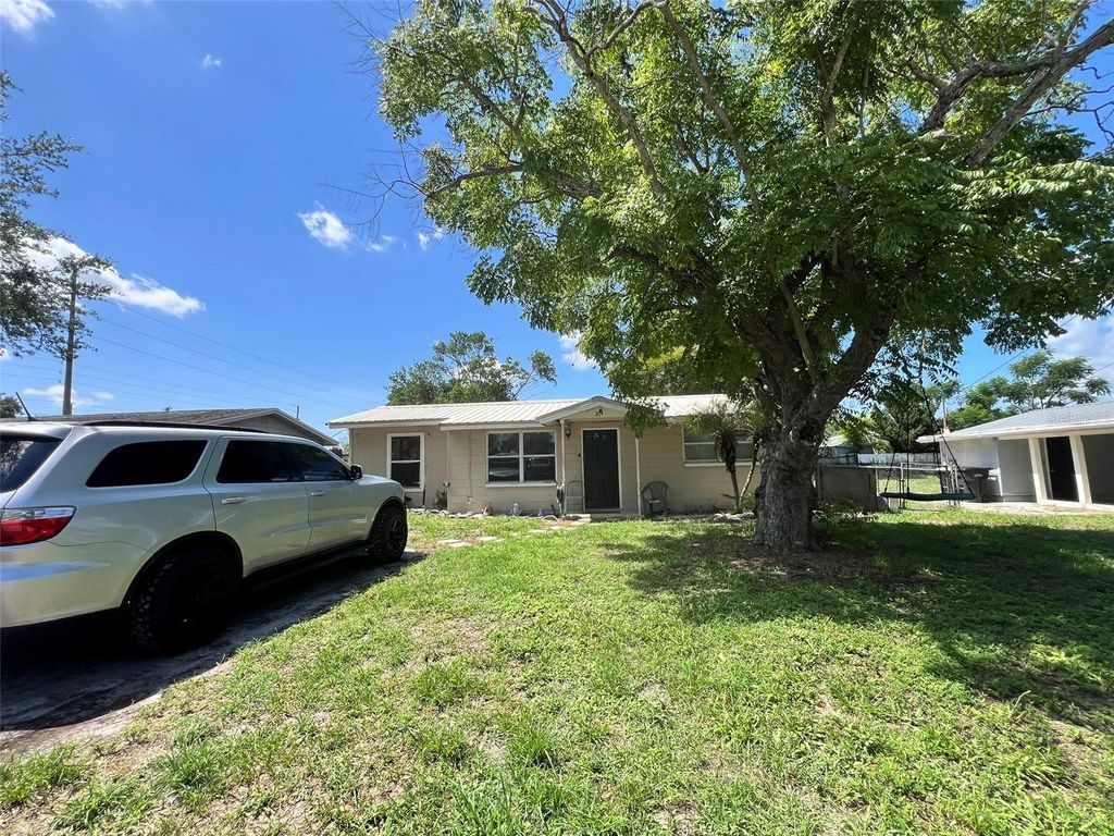 204 4TH JPV STREET, Winter Haven, FL 33880