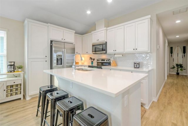 107 Redfish, Port Aransas, TX 78373