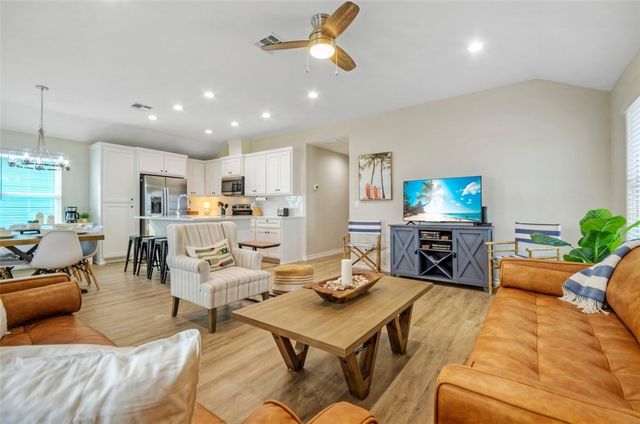 107 Redfish, Port Aransas, TX 78373