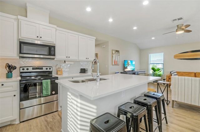 107 Redfish, Port Aransas, TX 78373