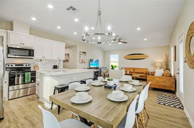 107 Redfish, Port Aransas, TX 78373