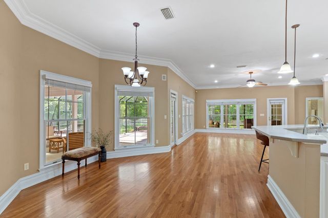 8881 Winged Foot Drive, Tallahassee, FL 32312