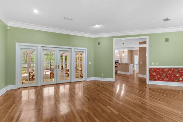 8881 Winged Foot Drive, Tallahassee, FL 32312