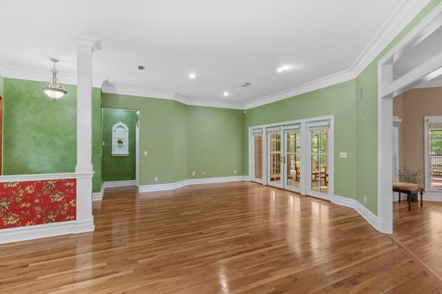 8881 Winged Foot Drive, Tallahassee, FL 32312