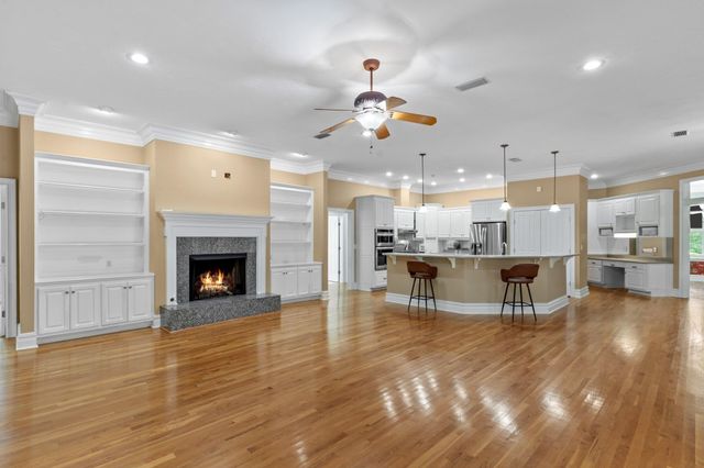 8881 Winged Foot Drive, Tallahassee, FL 32312