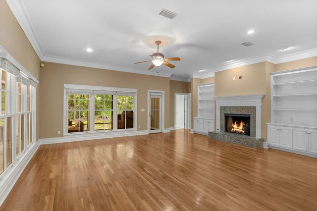 8881 Winged Foot Drive, Tallahassee, FL 32312