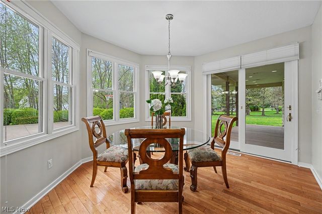 32282 Dakota Run, Avon Lake, OH 44012