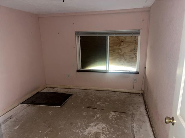 148 Juan Falcon, Livingston, TX 77351