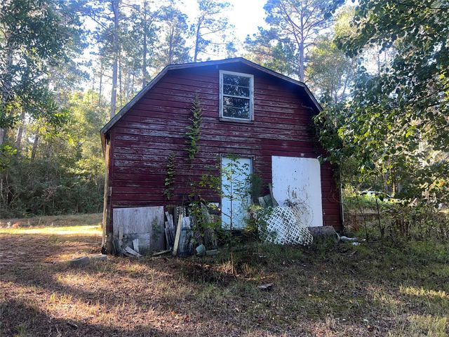 148 Juan Falcon, Livingston, TX 77351