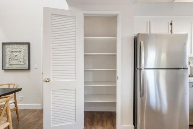 1467 Tyler Park Way, Mountain View, CA 94040